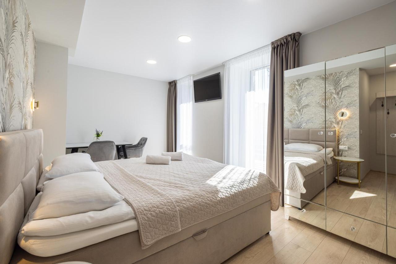 Dharma Stay Apartamentai Su Terasa Ir Vaizdu I Miesta Telšiai Екстериор снимка