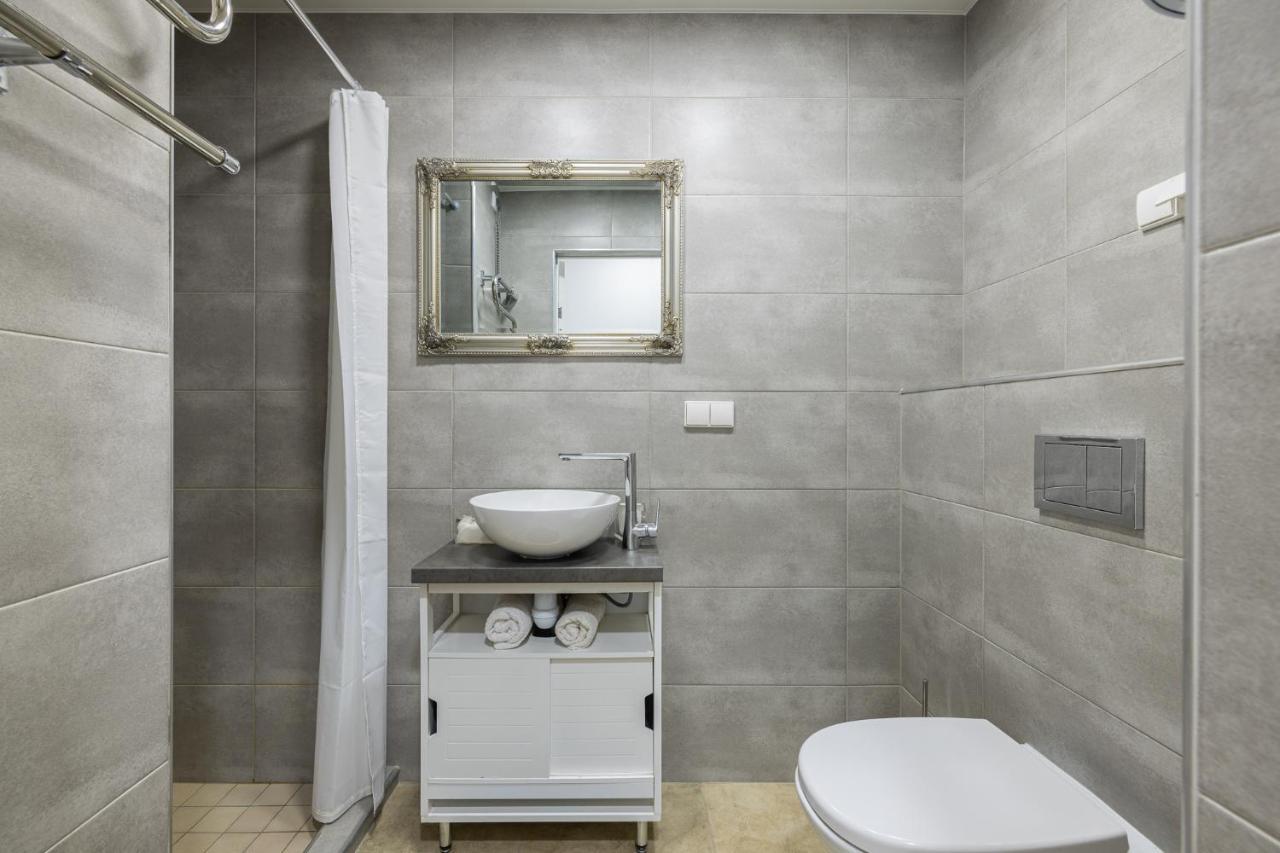 Dharma Stay Apartamentai Su Terasa Ir Vaizdu I Miesta Telšiai Екстериор снимка