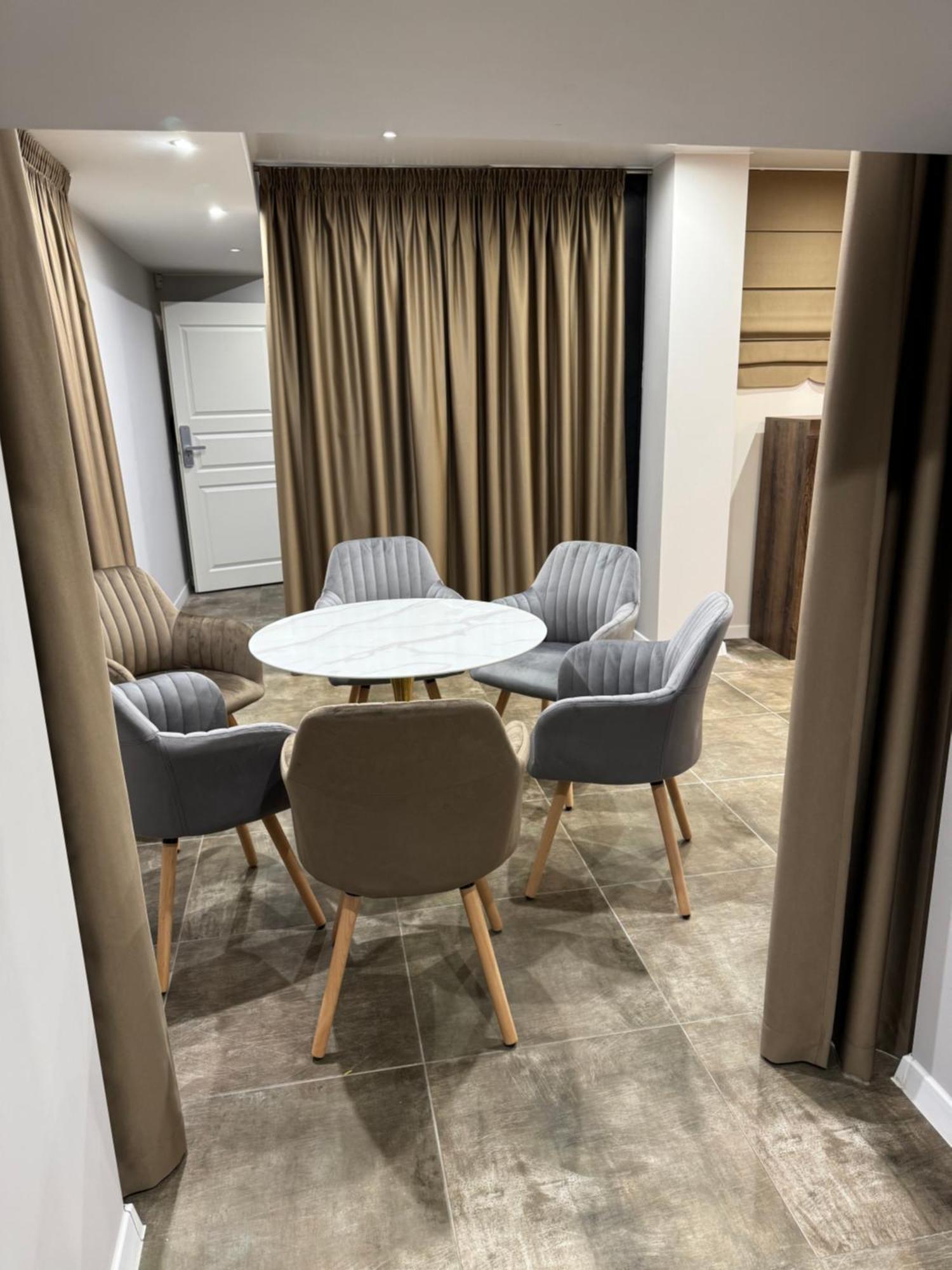 Dharma Stay Apartamentai Su Terasa Ir Vaizdu I Miesta Telšiai Екстериор снимка